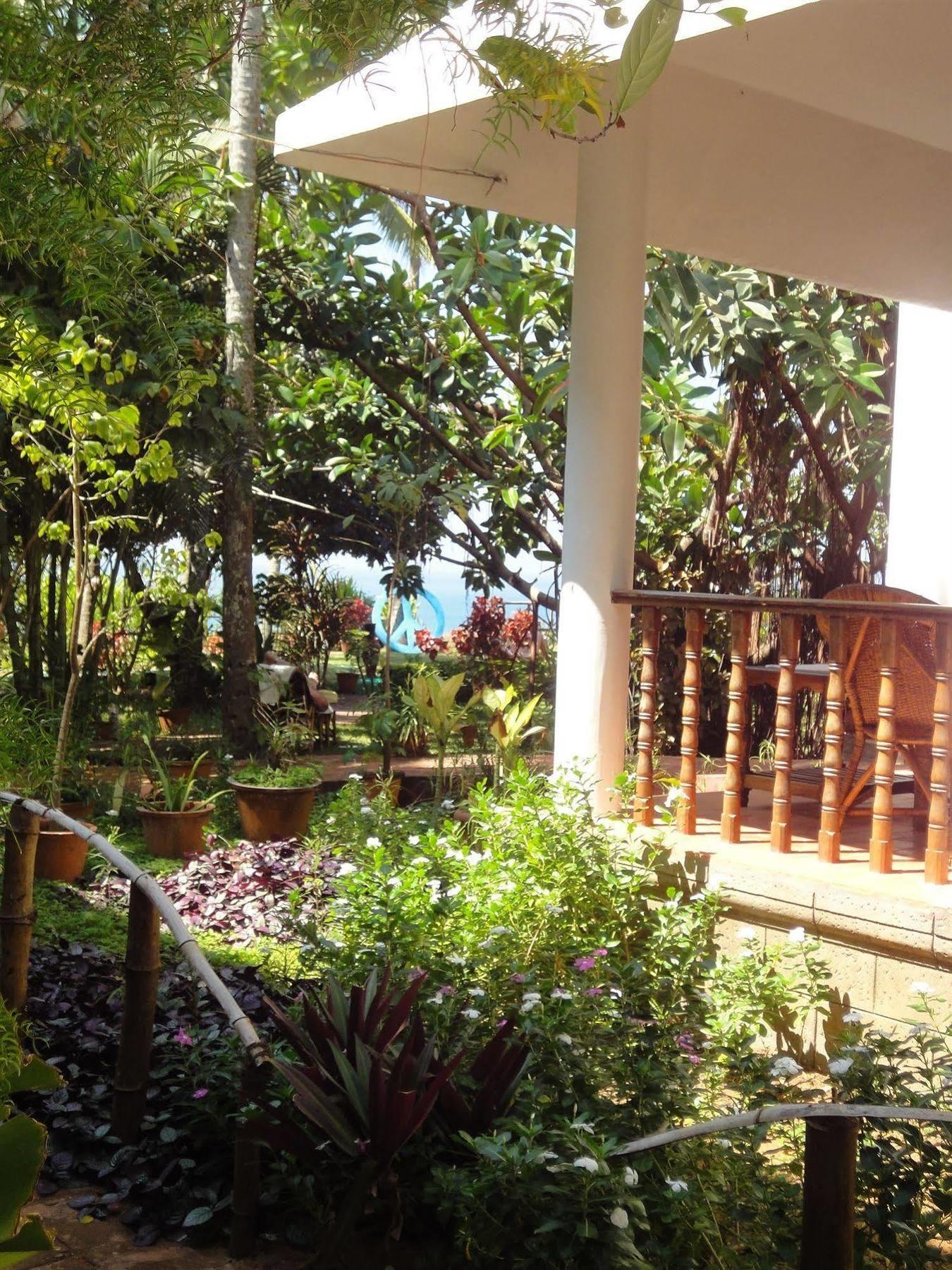 The Oceano Hotel Varkala Exterior photo
